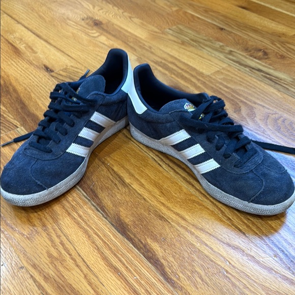 Adidas Navy Blue Sneakers - Picture 4 of 7